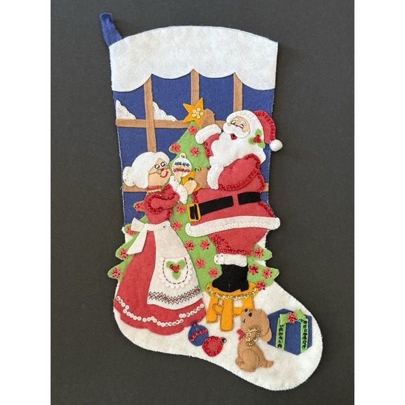 VTG 90s Paragon Finished Felt Christmas Stocking MR & MRS CLAUS DECORATING TREE - Picture 1 of 15